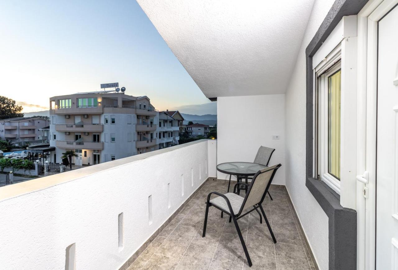 Apart-Hotel Prestige Ulcinj Exterior photo